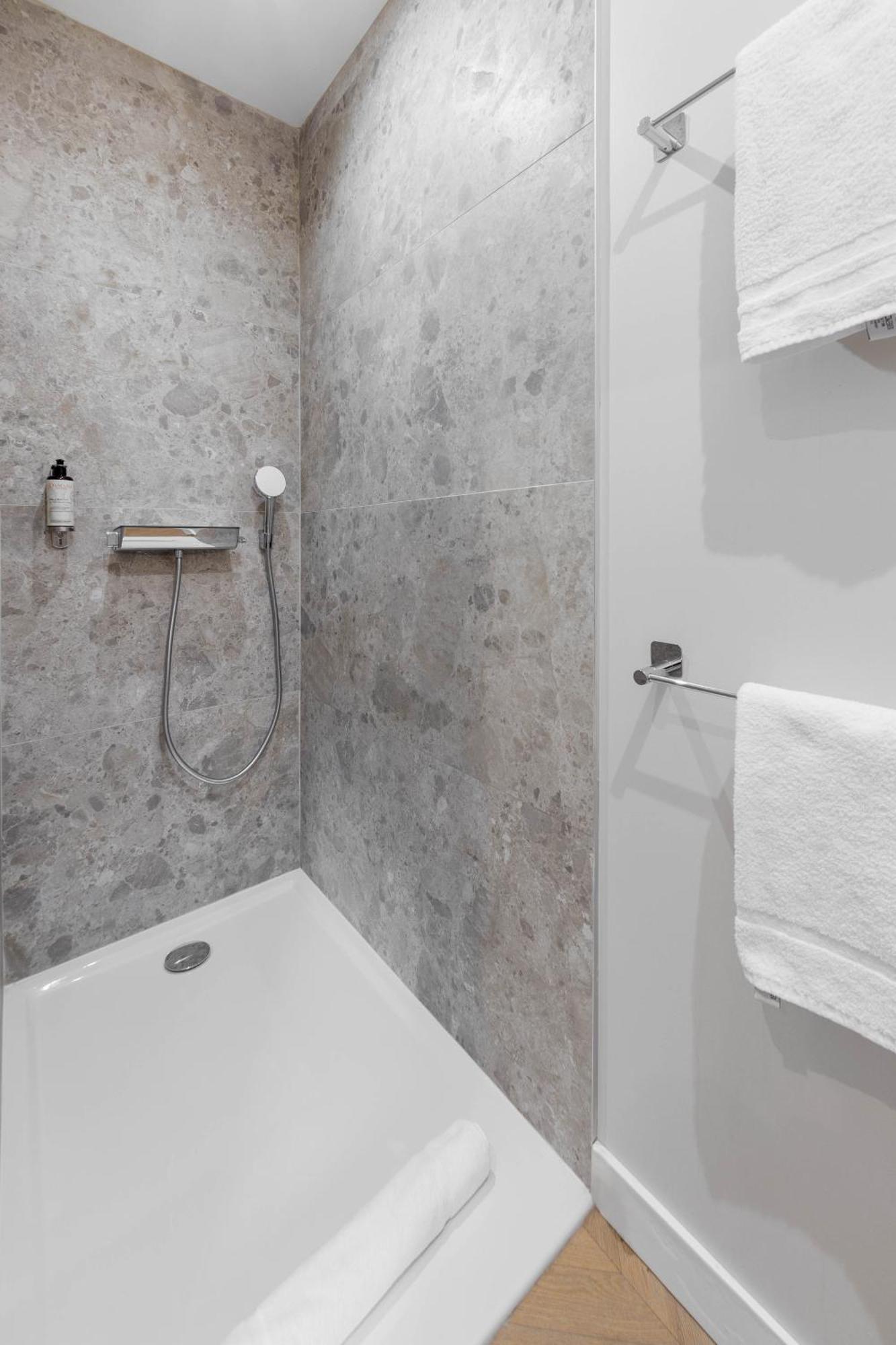 Appart Hotel Coraline - Genas Lyon Eurexpo Экстерьер фото